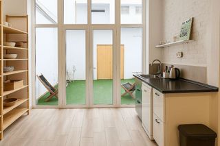 Local comercial en alquiler en La Petxina en Valencia