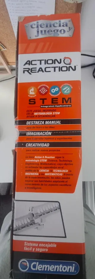 Clementoni Action & Reaction Kit
