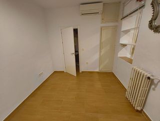 Oficina en alquiler en San Matías - Realejo en Granada