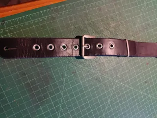 Correa de cuero para guitarra/bajo