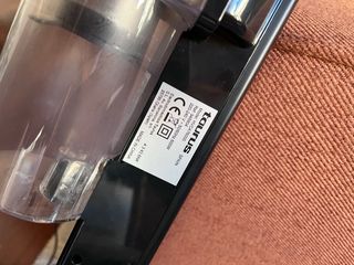 Aspirador Escoba Taurus HVCA76000