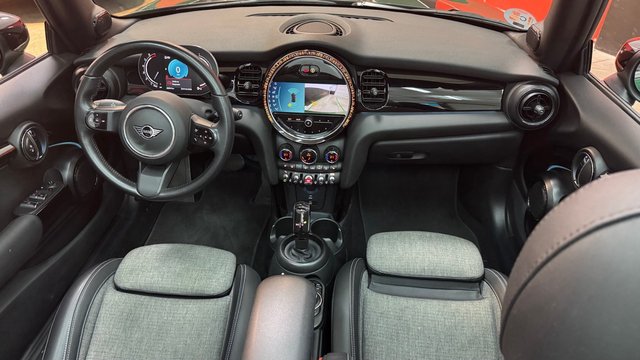MINI Cabrio 2023