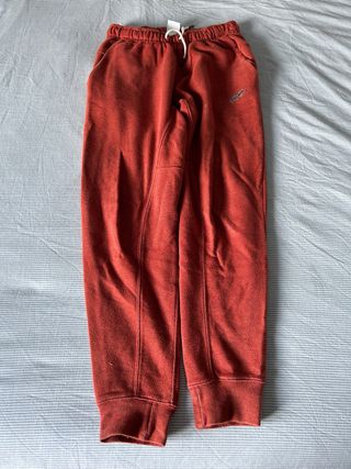 Pantalón chándal Nike rojo
