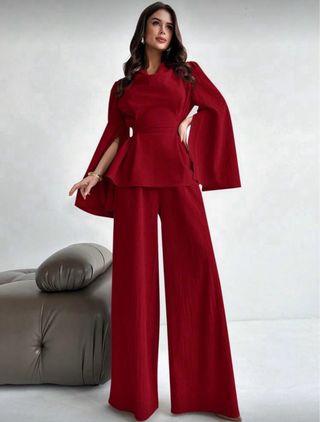 Conjunto elegante mujer rojo burdeos