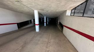 Garaje en venta en Piscinas en Villarreal