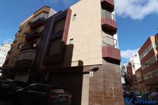 Chalet en alquiler en Plaza de Toros - Santa Rita en Almería