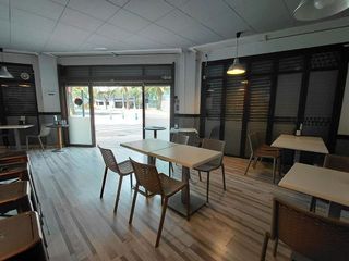 Local comercial en alquiler en Llevant en Reus