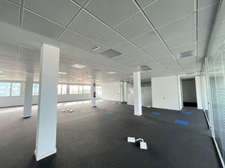 Oficina en alquiler en Zona Industrial en Prat de Llobregat, El