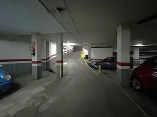 Garaje en alquiler en La Florida en Hospitalet de Llobregat, L´