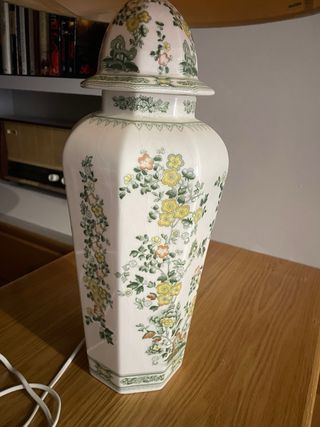 Lámpara de mesa San Claudio porcelana