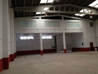 Nave industrial en alquiler en Bergondo