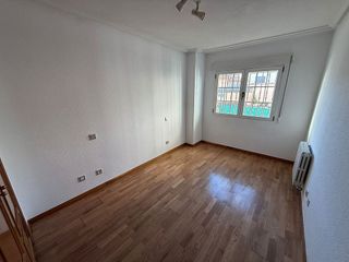 Piso en alquiler en Sur en Ávila