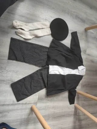 Traje Aldeano Niño Negro y Blanco