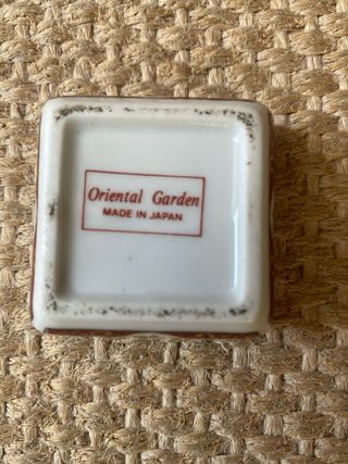 Caixa de porcelana Oriental Garden- Japão