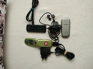 3 Móviles Vintage LG, Motorola y Siemens