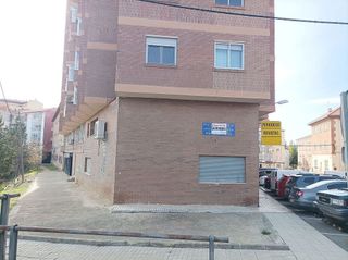 Local comercial en venta en Ensanche en Teruel