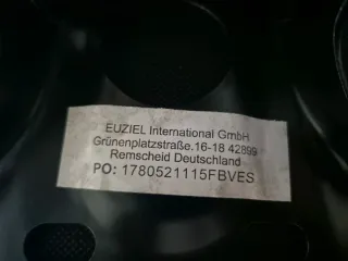 Silla de oficina ergonómica negra