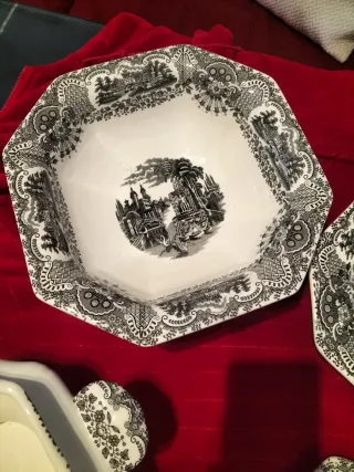 Sopera, bandeja, ensaladera Cartuja porcelana