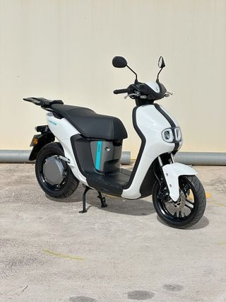 Yamaha NEOS 50 2023 Doble Bateria Ciclomotor