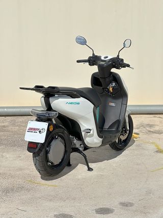 Yamaha NEOS 50 2023 Doble Bateria Ciclomotor