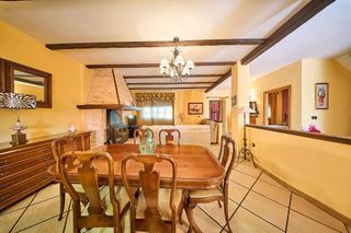 Casa adosada en venta en Illora