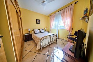 Casa adosada en venta en Illora