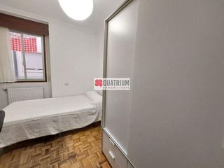 Piso en alquiler en Ensanche - Sar en Santiago de Compostela