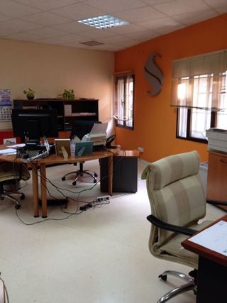 Local comercial en alquiler en Centro - El Pilar en Ciudad Real