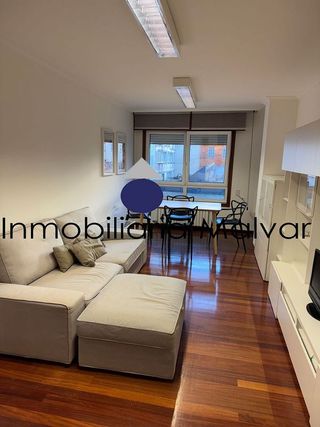 Piso en alquiler en Zona de Plaza de Barcelos en Pontevedra