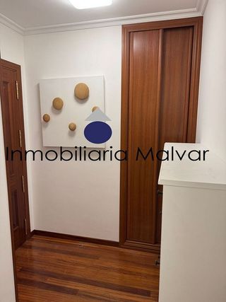 Piso en alquiler en Zona de Plaza de Barcelos en Pontevedra