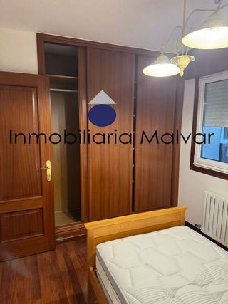 Piso en alquiler en Zona de Plaza de Barcelos en Pontevedra