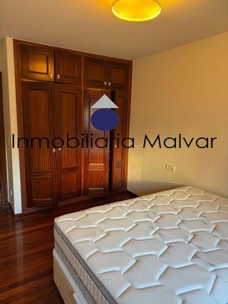 Piso en alquiler en Zona de Plaza de Barcelos en Pontevedra