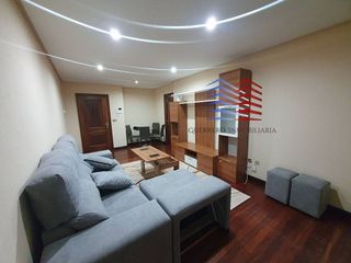 Piso en alquiler en Centro en Ourense