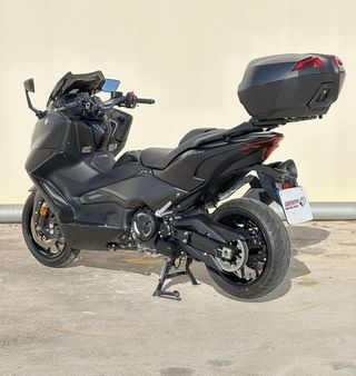 Yamaha Tmax 560 2022
