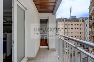Piso en venta en Amara - Berri en San Sebastián-Donostia