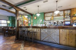 Local comercial en venta en Ensanche en Alcalá de Henares