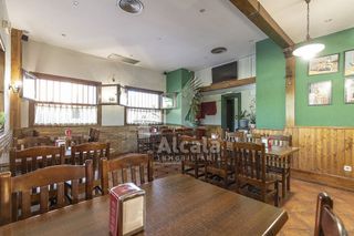 Local comercial en venta en Ensanche en Alcalá de Henares