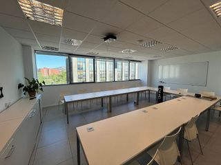 Oficina en alquiler en Sant Just Desvern