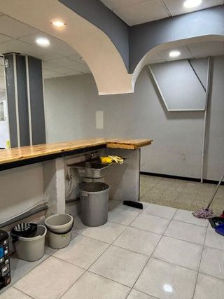 Local comercial en alquiler en Artigas - Llefià en Badalona
