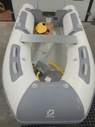 Zodiac 2.70m semirrígida