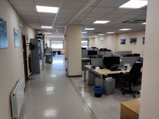 Oficina en alquiler en Zona Centro en Córdoba