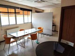 Oficina en alquiler en Zona Centro en Córdoba