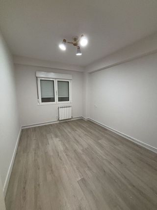 Piso en alquiler en Centro en Gijón