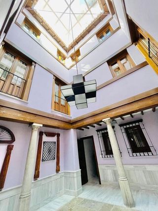 Piso en alquiler en Centro - Sagrario en Granada