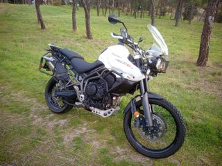 Triumph Tiger 800 XCX