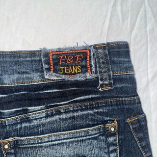 Minigonna vintage anni '90 con ricami