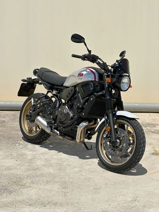 Yamaha XSR 700 Tribute 2021