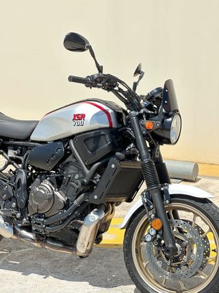 Yamaha XSR 700 Tribute 2021