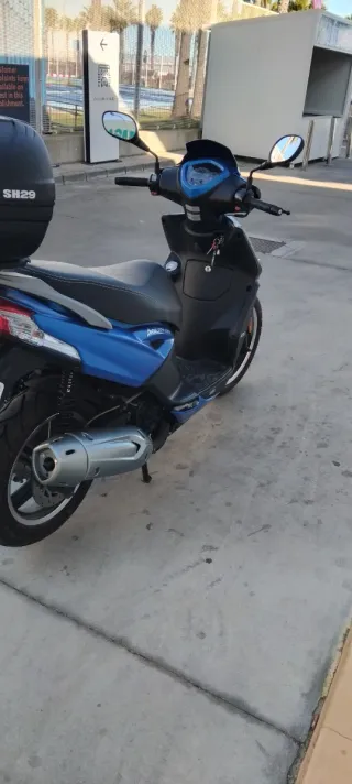 Kymco agility city 125cc.