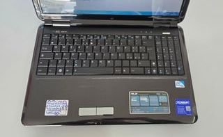 Asus K50IJ 15.6 T4400 2GB 250GB Win7
